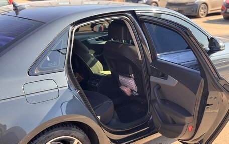 Audi A4, 2015 год, 2 200 000 рублей, 9 фотография