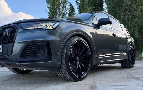 Audi SQ7, 2021 год, 3 800 000 рублей, 6 фотография