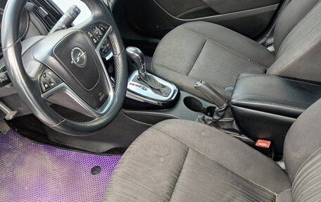 Opel Astra J, 2011 год, 480 000 рублей, 11 фотография