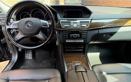 Mercedes-Benz E-Класс, 2013 год, 1 900 000 рублей, 7 фотография