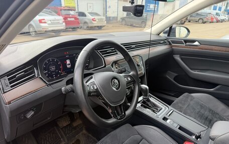 Volkswagen Passat B8 рестайлинг, 2018 год, 2 550 000 рублей, 9 фотография