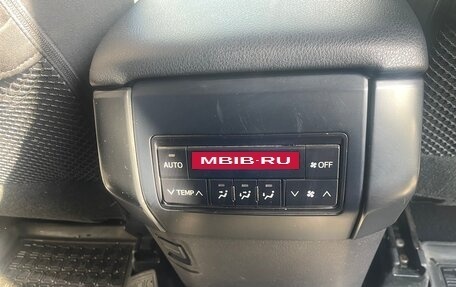 Toyota Land Cruiser Prado 150 рестайлинг 2, 2018 год, 4 550 000 рублей, 10 фотография