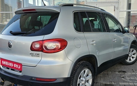 Volkswagen Tiguan I, 2011 год, 1 049 000 рублей, 2 фотография