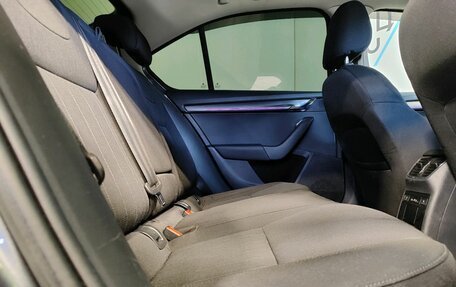 Skoda Octavia, 2018 год, 1 989 000 рублей, 12 фотография