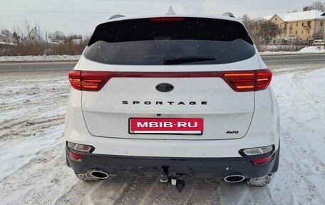 KIA Sportage IV рестайлинг, 2021 год, 2 600 000 рублей, 5 фотография