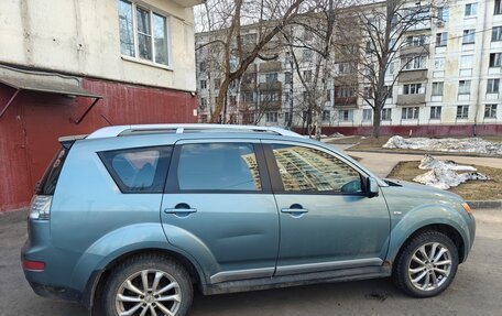 Mitsubishi Outlander III рестайлинг 3, 2008 год, 830 000 рублей, 8 фотография