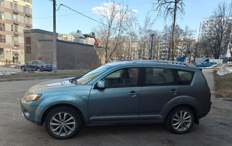 Mitsubishi Outlander III рестайлинг 3, 2008 год, 830 000 рублей, 12 фотография