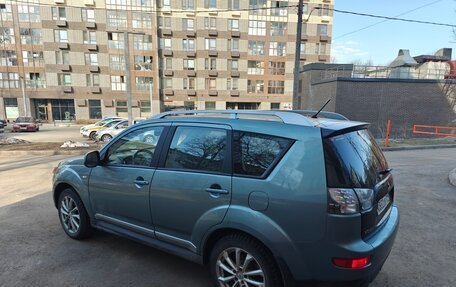 Mitsubishi Outlander III рестайлинг 3, 2008 год, 830 000 рублей, 11 фотография