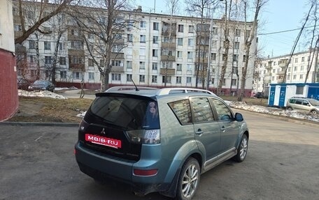 Mitsubishi Outlander III рестайлинг 3, 2008 год, 830 000 рублей, 9 фотография