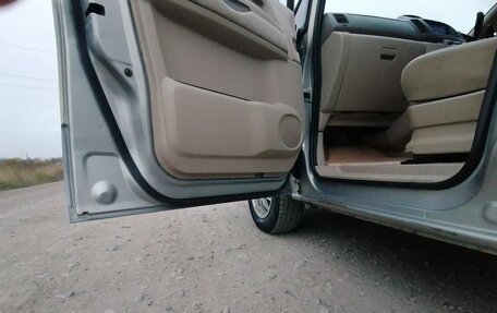 Nissan Serena II, 2003 год, 600 000 рублей, 6 фотография