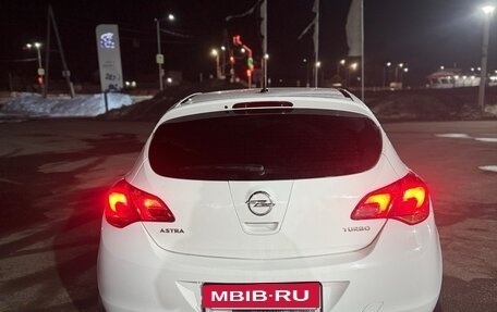 Opel Astra J, 2011 год, 5 фотография