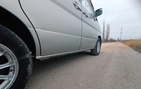 Nissan Serena II, 2003 год, 600 000 рублей, 14 фотография