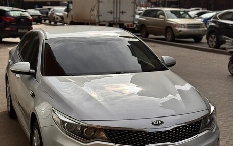 KIA Optima IV, 2017 год, 1 750 000 рублей, 9 фотография