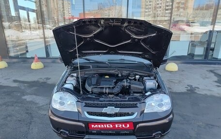 Chevrolet Niva I рестайлинг, 2016 год, 710 000 рублей, 11 фотография