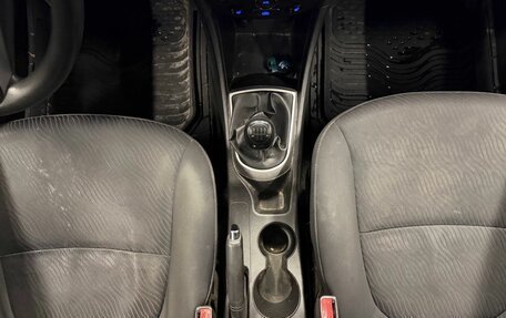 Hyundai Solaris II рестайлинг, 2011 год, 529 000 рублей, 12 фотография