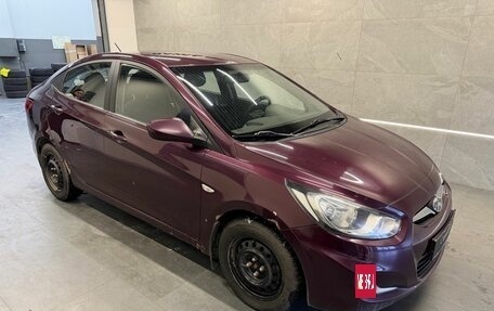 Hyundai Solaris II рестайлинг, 2011 год, 529 000 рублей, 3 фотография