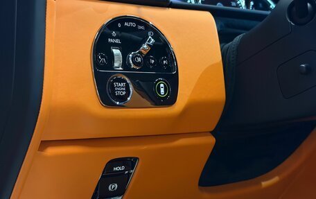 Rolls-Royce Cullinan, 2022 год, 39 990 000 рублей, 9 фотография