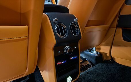 Rolls-Royce Cullinan, 2022 год, 39 990 000 рублей, 18 фотография