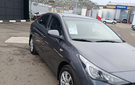 Hyundai Solaris II рестайлинг, 2021 год, 1 500 000 рублей, 4 фотография