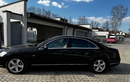 Mercedes-Benz S-Класс, 2011 год, 2 800 000 рублей, 21 фотография