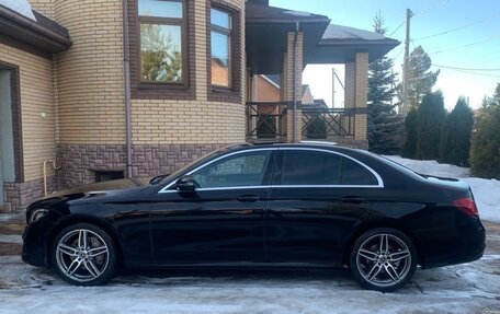 Mercedes-Benz E-Класс, 2018 год, 3 575 000 рублей, 1 фотография