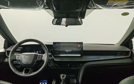 Toyota Camry, 2025 год, 4 890 000 рублей, 13 фотография