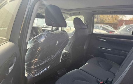 Toyota Highlander, 2026 год, 5 800 000 рублей, 6 фотография