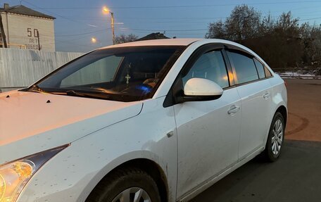 Chevrolet Cruze II, 2013 год, 560 000 рублей, 2 фотография