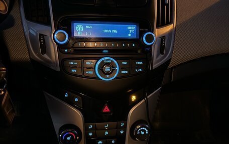 Chevrolet Cruze II, 2013 год, 560 000 рублей, 6 фотография