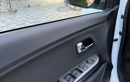 KIA Rio III рестайлинг, 2015 год, 1 120 000 рублей, 13 фотография