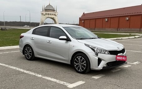 KIA Rio IV, 2021 год, 1 545 000 рублей, 1 фотография