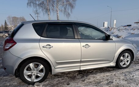 KIA cee'd I рестайлинг, 2011 год, 800 000 рублей, 4 фотография