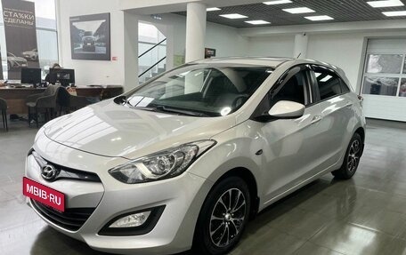 Hyundai i30 II рестайлинг, 2013 год, 999 000 рублей, 1 фотография