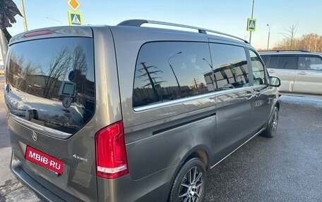 Mercedes-Benz V-Класс, 2016 год, 3 700 000 рублей, 9 фотография