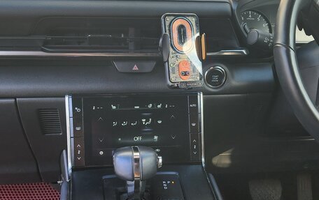 Mazda MX-30, 2021 год, 2 950 000 рублей, 12 фотография