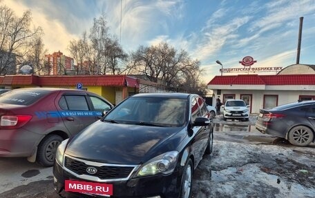 KIA cee'd I рестайлинг, 2011 год, 730 000 рублей, 2 фотография