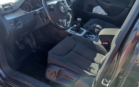 Volkswagen Passat B6, 2010 год, 850 000 рублей, 3 фотография