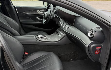 Mercedes-Benz CLS, 2020 год, 5 200 000 рублей, 4 фотография