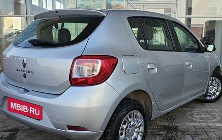 Renault Sandero II рестайлинг, 2015 год, 829 000 рублей, 2 фотография