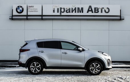 KIA Sportage IV рестайлинг, 2019 год, 1 900 000 рублей, 6 фотография