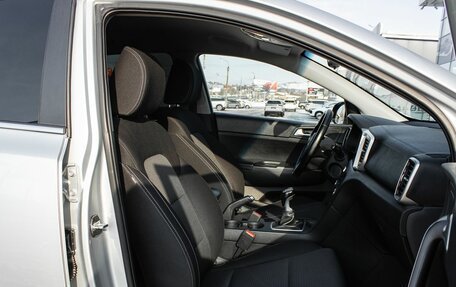 KIA Sportage IV рестайлинг, 2019 год, 1 900 000 рублей, 17 фотография