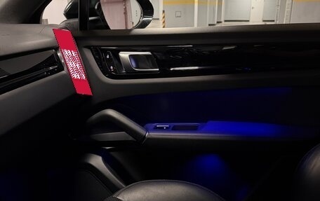 Porsche Cayenne III, 2020 год, 9 000 000 рублей, 16 фотография