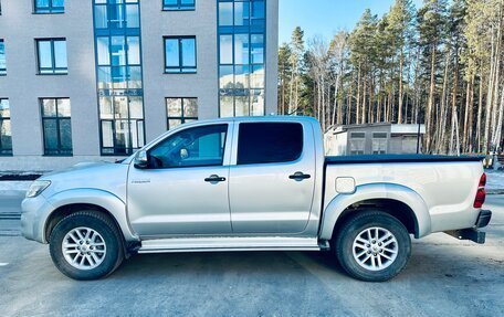 Toyota Hilux VII, 2013 год, 2 199 000 рублей, 3 фотография