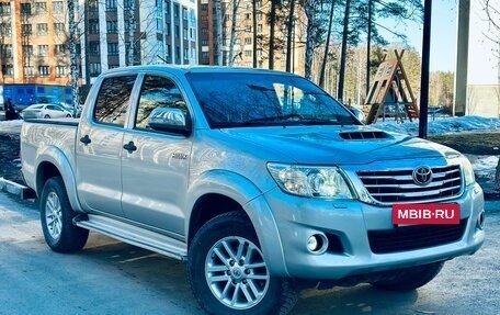 Toyota Hilux VII, 2013 год, 2 199 000 рублей, 6 фотография