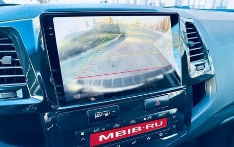 Toyota Hilux VII, 2013 год, 2 199 000 рублей, 19 фотография