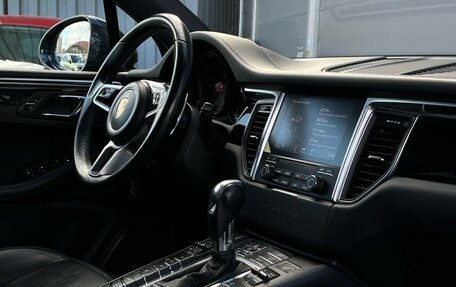 Porsche Macan I рестайлинг, 2016 год, 4 248 400 рублей, 8 фотография