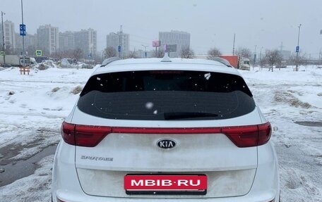 KIA Sportage IV рестайлинг, 2018 год, 1 900 000 рублей, 3 фотография