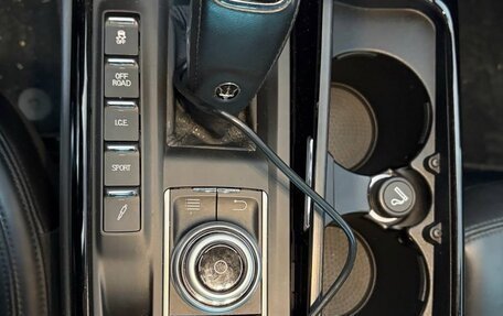 Maserati Levante I, 2018 год, 5 600 000 рублей, 22 фотография