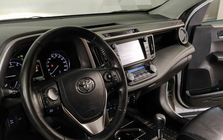 Toyota RAV4, 2018 год, 2 849 000 рублей, 17 фотография