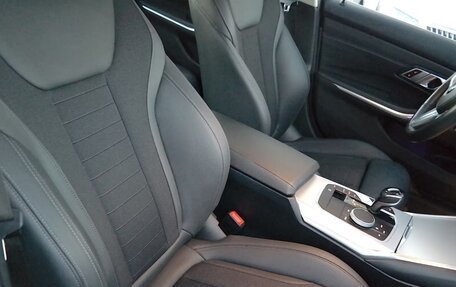 BMW 3 серия, 2021 год, 3 950 900 рублей, 10 фотография